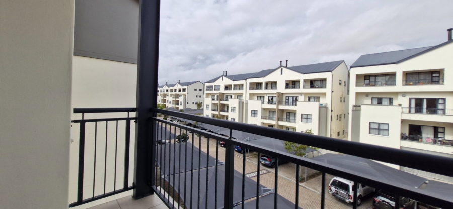 1 Bedroom Property for Sale in Sandown Western Cape